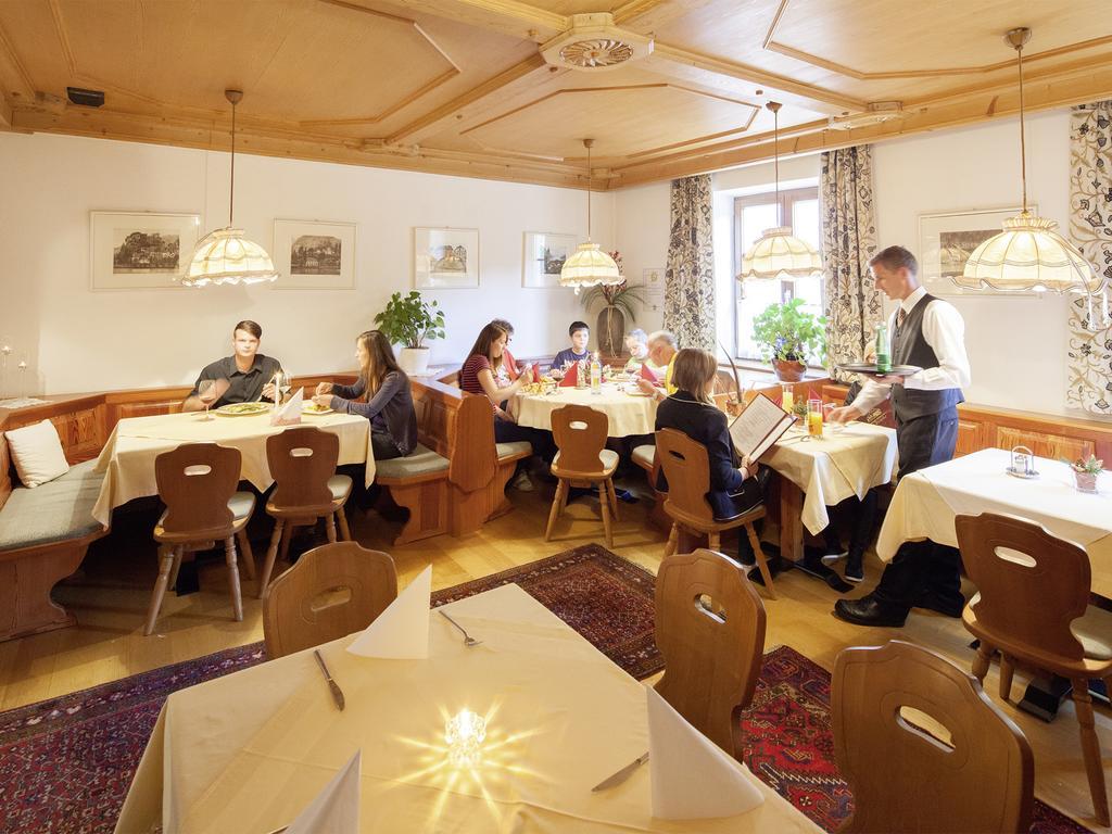 Gasthof Zur Traube Grein Exterior photo